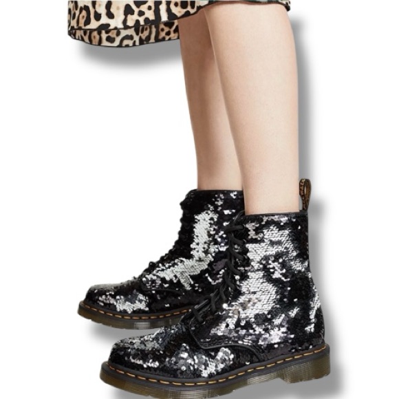 Dr. Martens 1460 Pascal Sequin 8 Eye Boots Black Silver Size 6